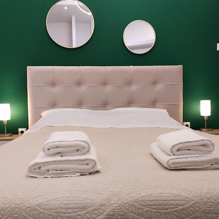 Domus Apartment - City Center Karaferye Dış mekan fotoğraf