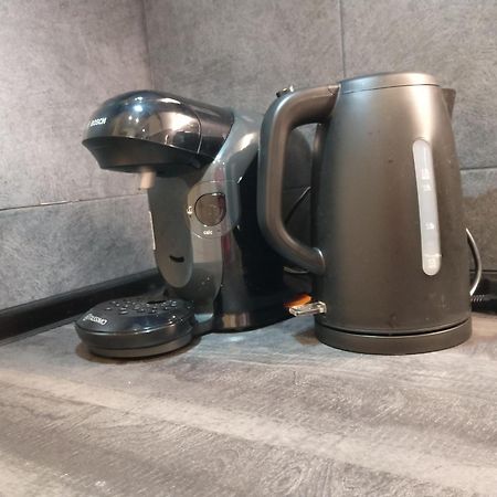 Domus Apartment - City Center Karaferye Dış mekan fotoğraf