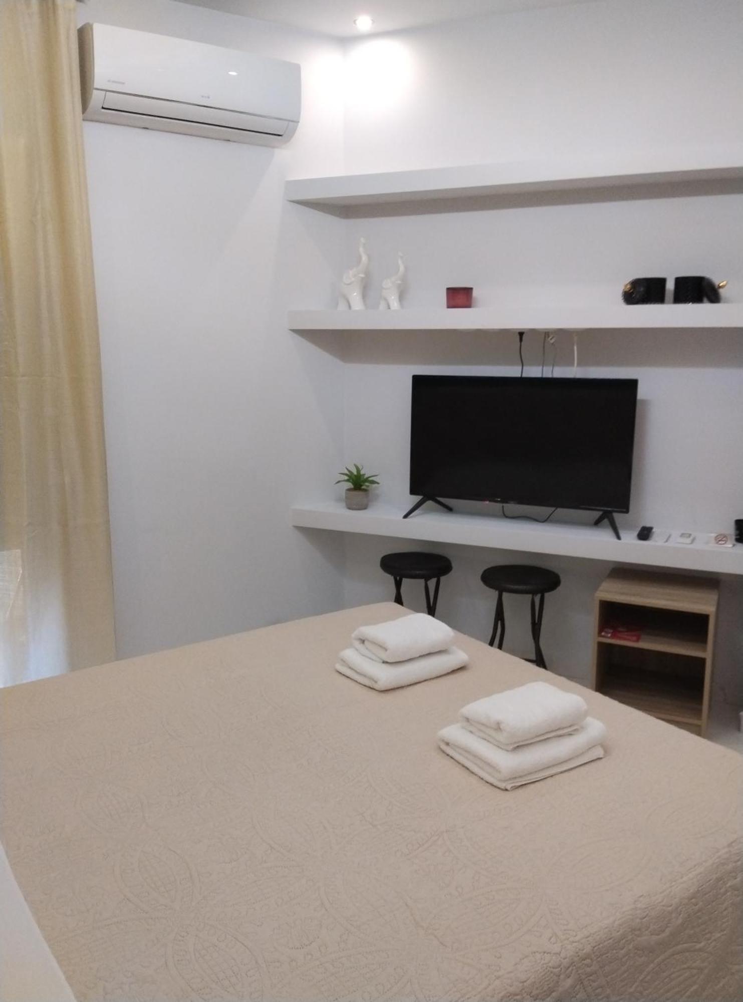 Domus Apartment - City Center Karaferye Dış mekan fotoğraf