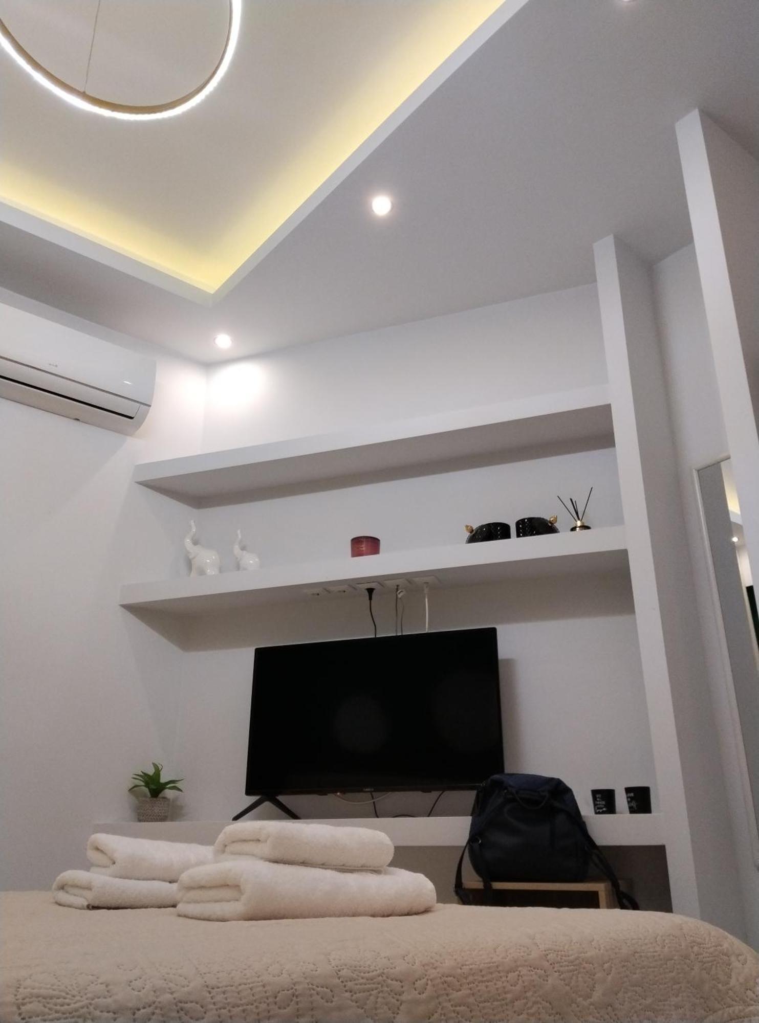 Domus Apartment - City Center Karaferye Dış mekan fotoğraf